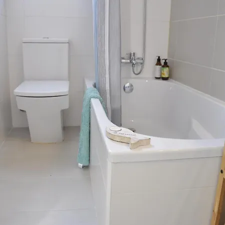 Holiday home Casa Familiar Luminosa Con Piscina, Cerca De La Playa Y Parques, Ideal 6 Personas En - Es-332-5 Cubelles
