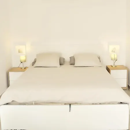 Holiday home Casa Familiar Luminosa Con Piscina, Cerca De La Playa Y Parques, Ideal 6 Personas En - Es-332-5